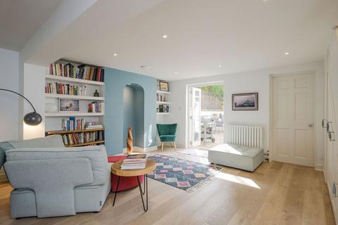 38 Tudor Road, Kingston Upon Thames, KT2 6AS