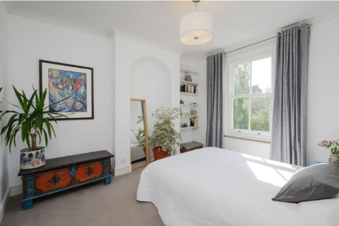 38 Tudor Road, Kingston Upon Thames, KT2 6AS