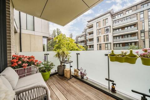 1 bedroom flat for sale, Quebec Way, London SE16