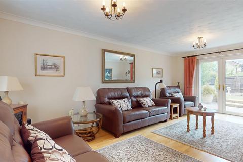 4 bedroom detached house for sale, Oakley Gardens, Downhead Park, Milton Keynes