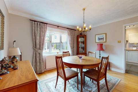 4 bedroom detached house for sale, Oakley Gardens, Downhead Park, Milton Keynes