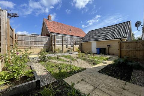 undefined, Carey Drive, Halesworth IP19