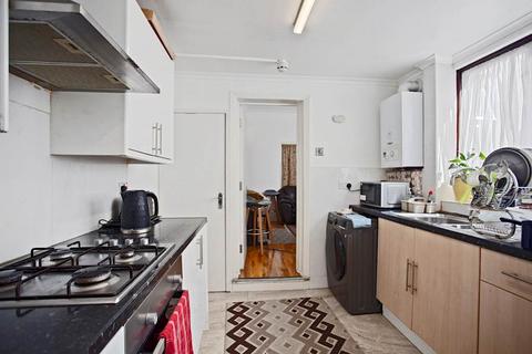 3 bedroom terraced house for sale, Ley Street, Ilford IG2