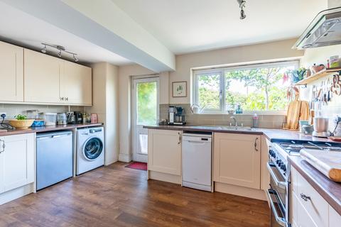 39 Bradley Crescent, Bristol, BS11 9SP
