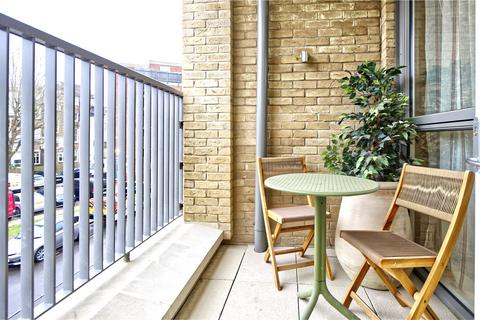 1 bedroom apartment to rent, Murchison Gardens, London W10