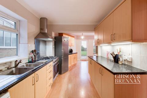 13 Balmoral Close, Billericay, CM11 2LL