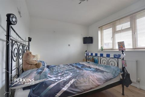 3 bedroom semi-detached house for sale, Greenford, UB6