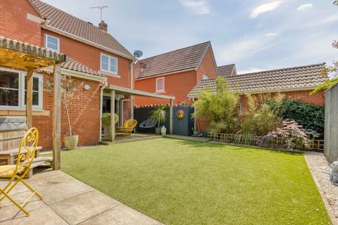 24 Merrifields, Cotford St Luke, Taunton, TA4 1PE