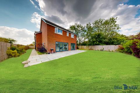 5 bedroom detached house for sale, Swallow Close, Olney MK46