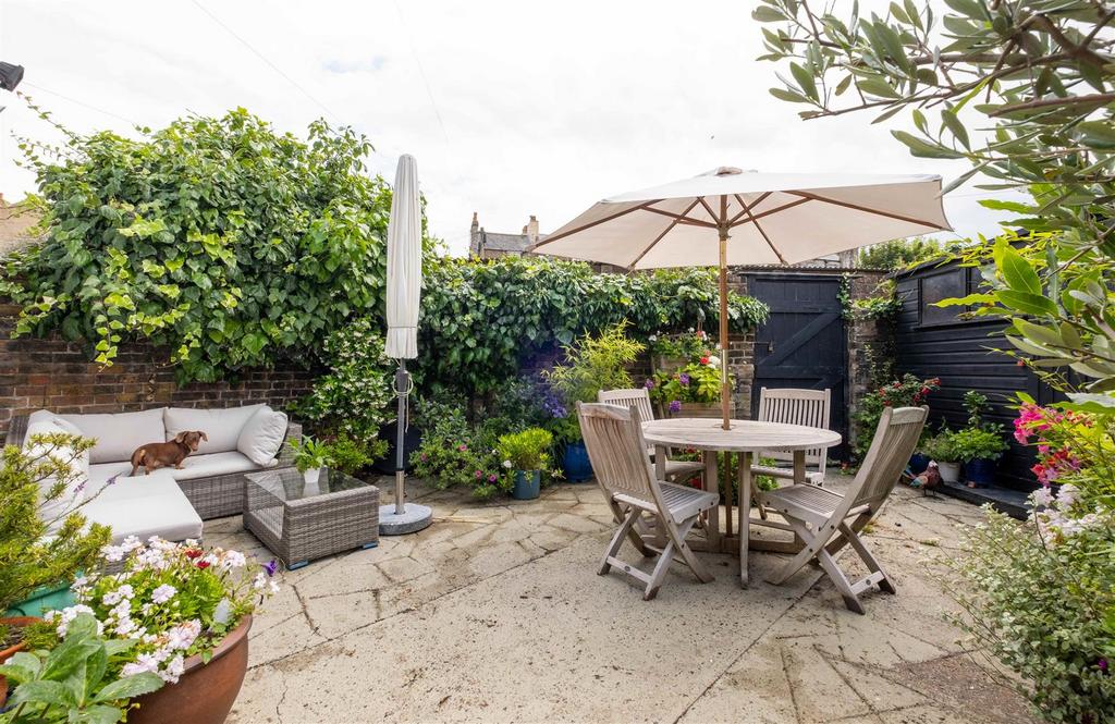 Liverpool Lawn.5.jpeg