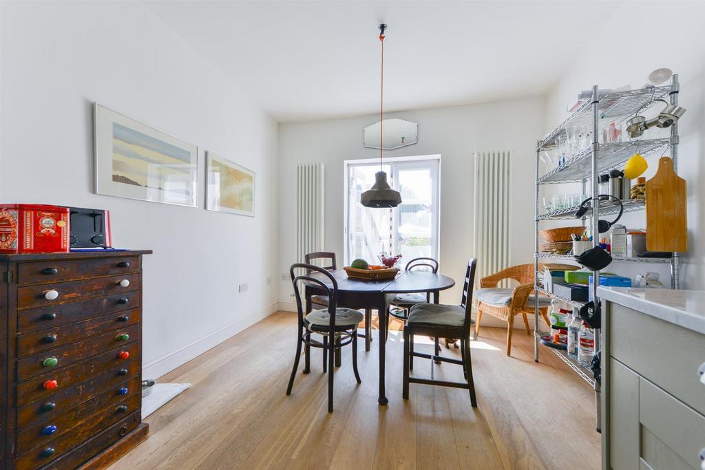 Liverpool Lawn.12.jpg