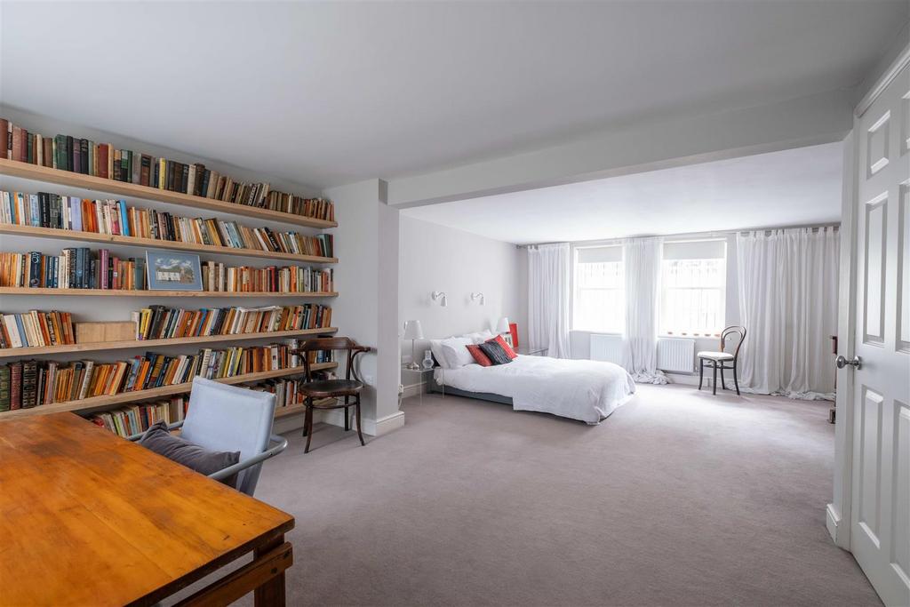 Liverpool Lawn.1.jpeg