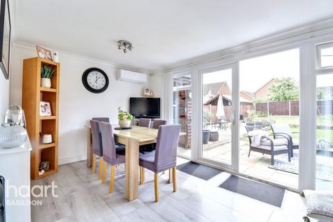 25 Buller Road, Basildon, SS15 6BA