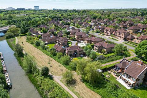 3 bedroom detached house for sale, Kirtlington, Downhead Park, Milton Keynes