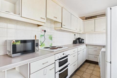 9 Wades Road, Inverlochy, Fort William, PH33 6NF