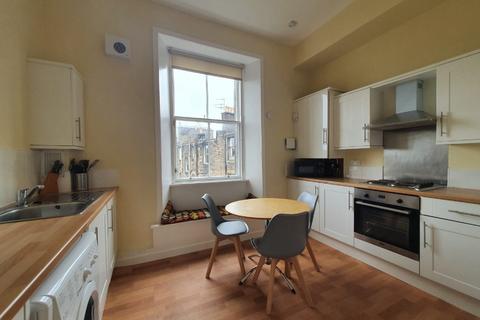 5 bedroom flat to rent, West Port, Edinburgh, EH3