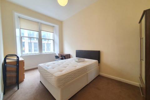 5 bedroom flat to rent, West Port, Edinburgh, EH3