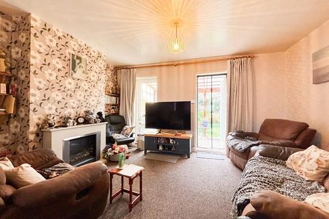 3 bedroom semi-detached house for sale, Queensdale Crescent, Bristol