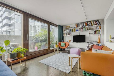 1 bedroom flat for sale, Barbican, London EC2Y