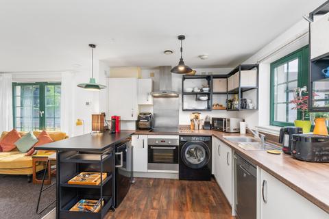 Flat 6a, Westmill Haugh, Lasswade, EH18 1BF