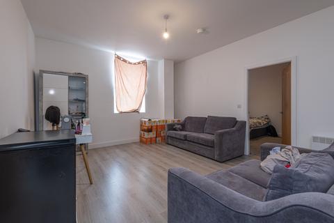 undefined, Ash Tree Garth, Leeds LS9