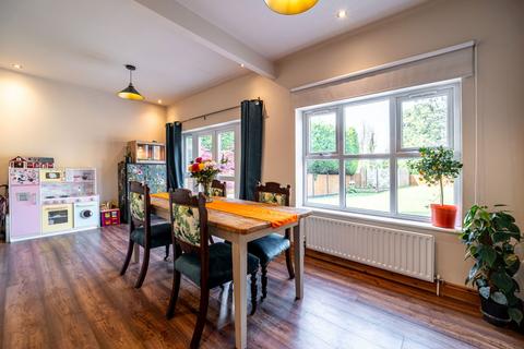 48 Reddicap Hill, Sutton Coldfield, B75 7BQ