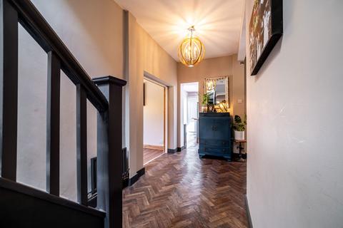 48 Reddicap Hill, Sutton Coldfield, B75 7BQ