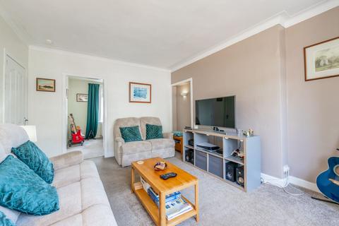 3 bedroom semi-detached house for sale, Lomondside Avenue, Clarkston, G76
