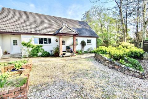 undefined, Poolewe IV22