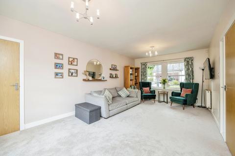 1 Esk Bridge, Penicuik, EH26 8QR