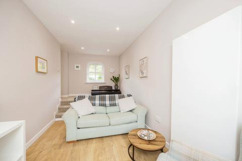 1 Esk Bridge, Penicuik, EH26 8QR