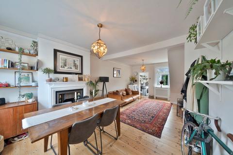 7 Brookfields, Cambridge, CB1 3NW