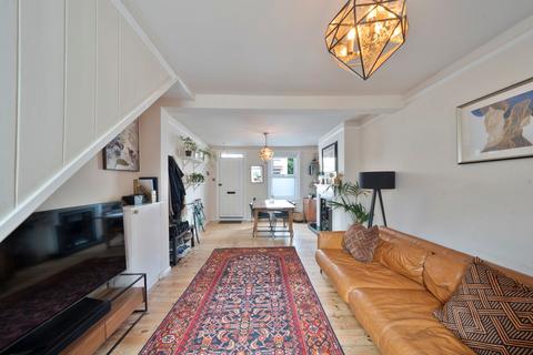 7 Brookfields, Cambridge, CB1 3NW