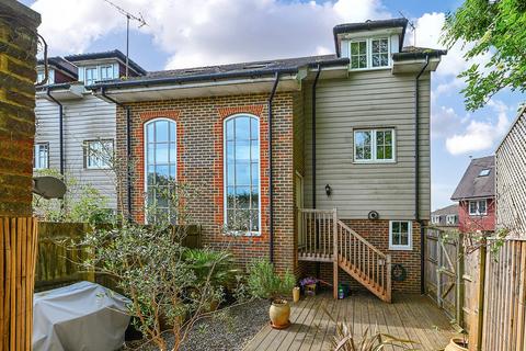 3 bedroom terraced house for sale, Burnhams, Rye, East Sussex TN31 7LW