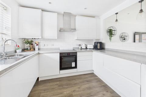 59 Bodenham Field, Abbeymead, Gloucester, GL4 5TP
