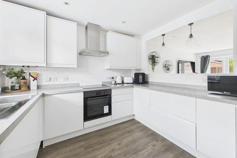 59 Bodenham Field, Abbeymead, Gloucester, GL4 5TP