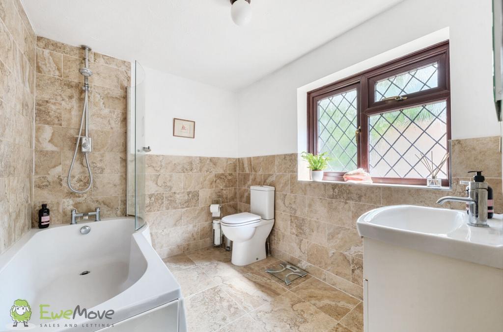 Bedroom One Ensuite