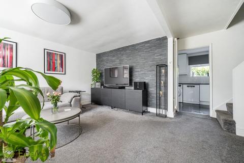 4 bedroom semi-detached house for sale, Portway, Tadley RG26