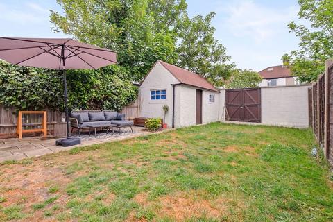 4 bedroom terraced house for sale, Burley Close, London SW16