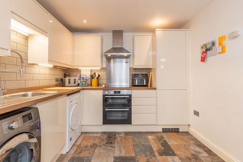 30 Barrington Close, Witney, OX28 5FL
