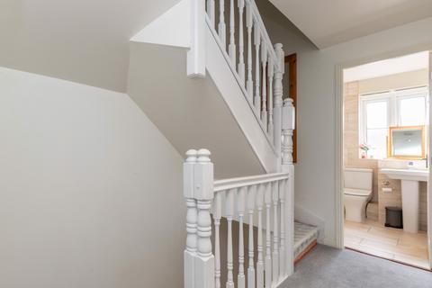 30 Barrington Close, Witney, OX28 5FL