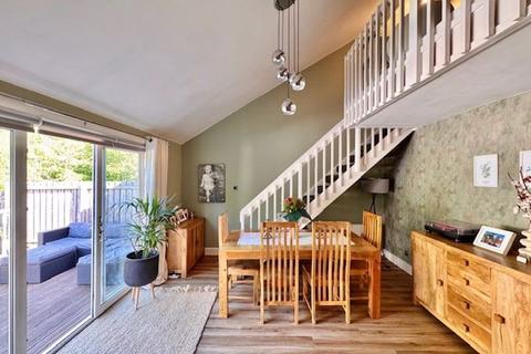 9 Braehead, Girdle Toll, Irvine, KA11 1BD