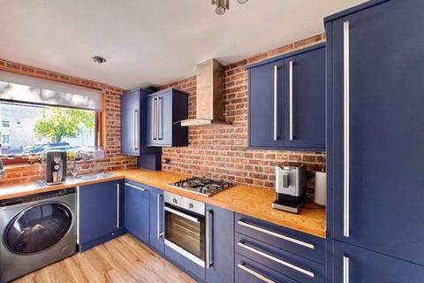 9 Braehead, Girdle Toll, Irvine, KA11 1BD
