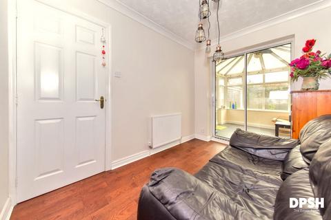 73 Birk Lane, Morley, Leeds, LS27 0ST