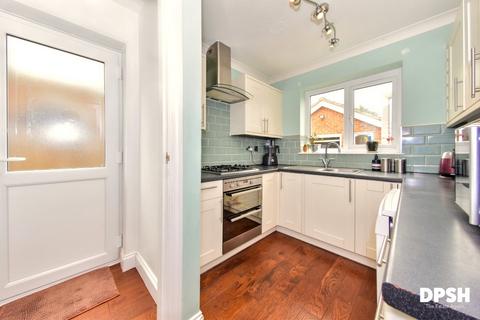 73 Birk Lane, Morley, Leeds, LS27 0ST