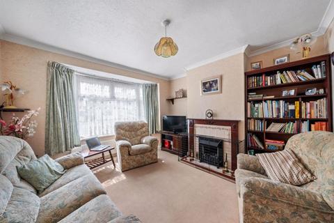 3 bedroom end of terrace house for sale, Kew Crescent, Cheam