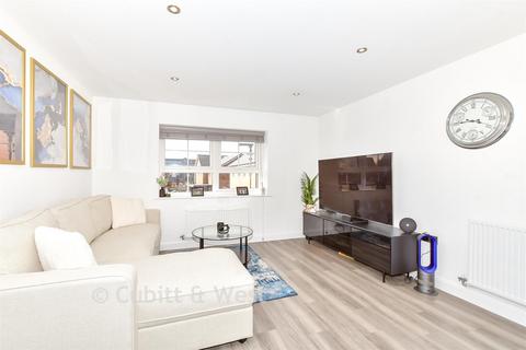 2 bedroom coach house for sale, Dulwich Court, Emsworth PO10