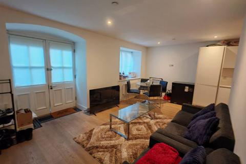 1 bedroom apartment for sale, Seven Court,Clyde Square,London