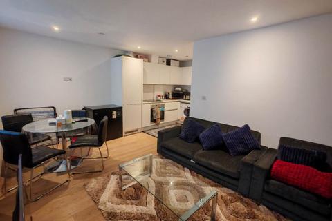 1 bedroom apartment for sale, Seven Court,Clyde Square,London