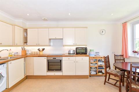 2 bedroom flat for sale, Lakeside Gardens, Ashford TN25